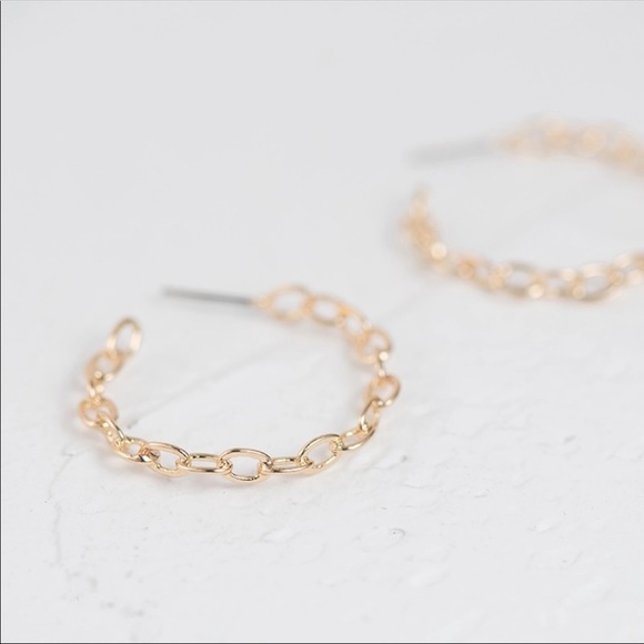 💕 linked hoop earrings 💕 - Picture 3 of 6